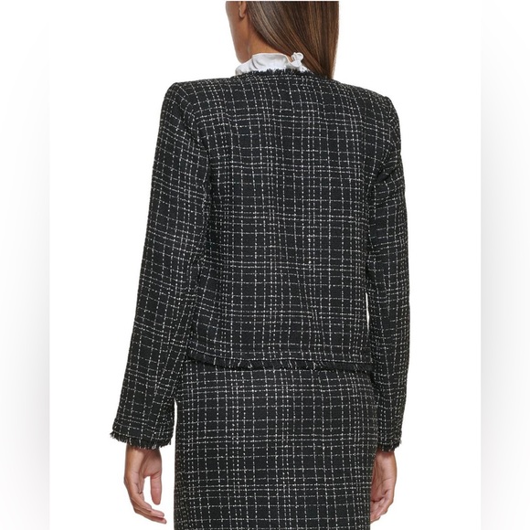 Calvin Klein PETITES WOOL BLEND TWEED OPEN.
FRONT BLAZER - Picture 2 of 2